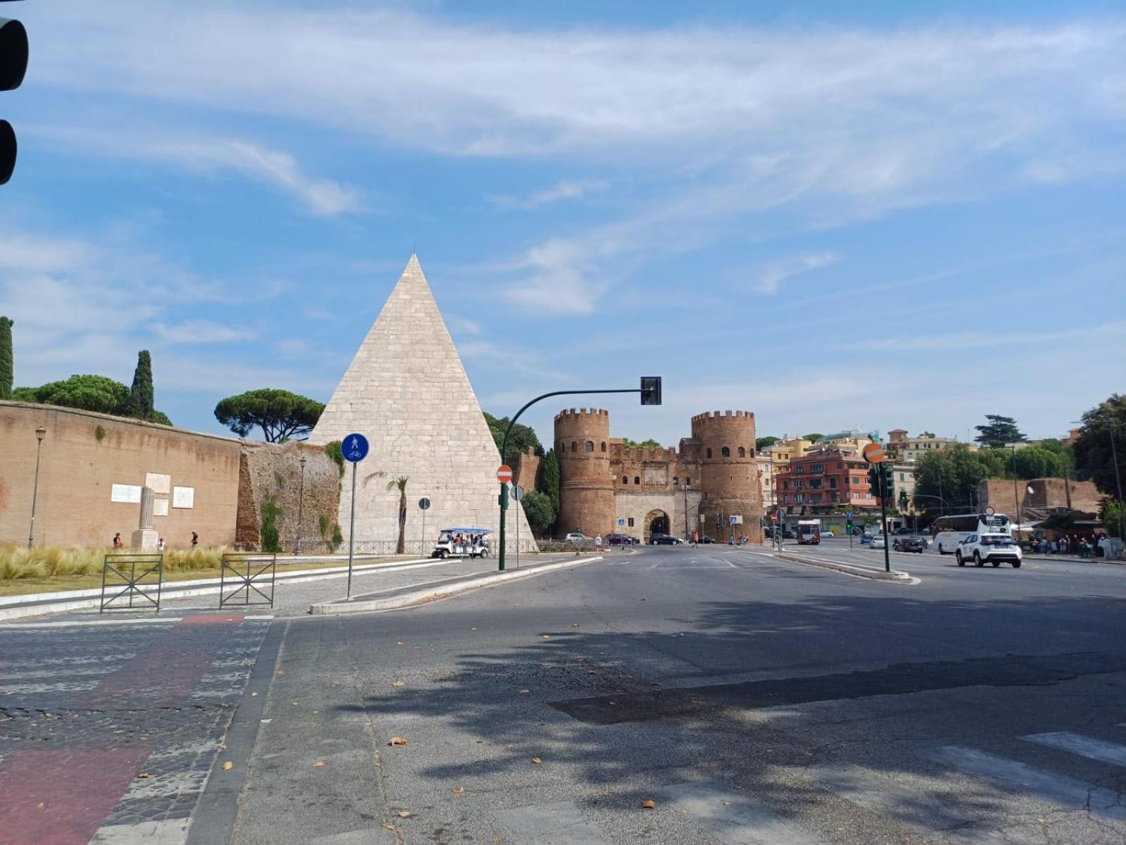 Apartamento The Golden Pyramid